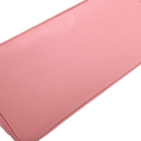 Chanel Pink Calfskin Medallion Tote Handbag - Picture 5 of 10